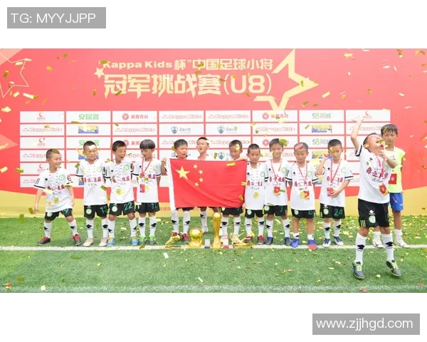 深圳足球队荣登足球节奏排行榜第六名展现强劲实力与潜力 深圳足球队荣登足球节奏排行榜第六名展现强劲实力与潜力