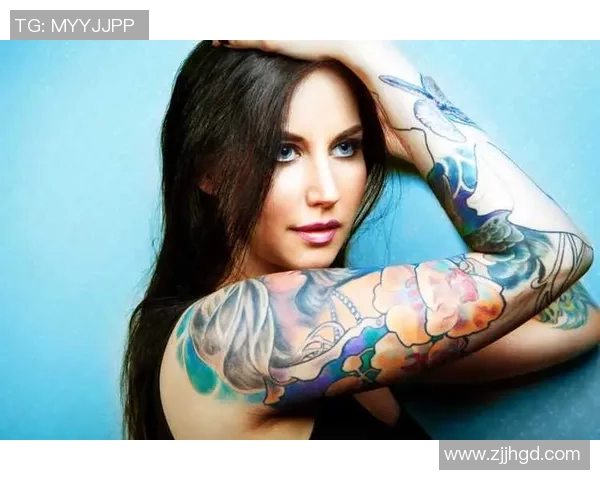 足球明星花臂纹身艺术展示与风格解析精彩图片合集