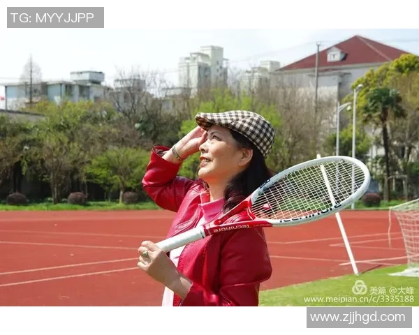 足球明星转型当体育老师分享运动精神与人生经验的精彩旅程 足球明星转型当体育老师分享运动精神与人生经验的精彩旅程